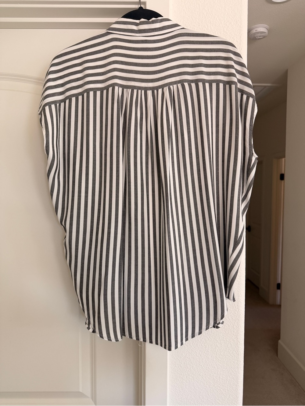 Ripe Maternity Ada Stripe Button Front Tie Shirt Gray White Size M - Picture 7 of 7